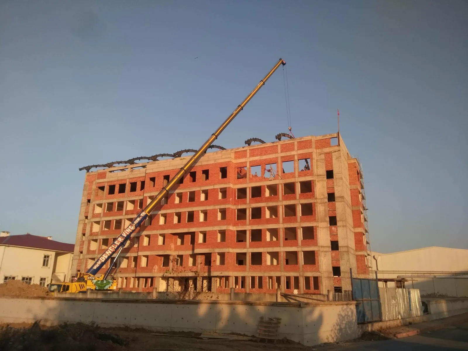 Sancaktepe Ortaokulu — Sümer İnşaat çelik konstrüksiyon projesi